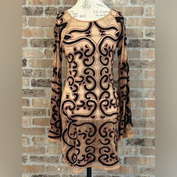 For love & lemons $299 Antonina Mini Dress in Black & Nude sheer size M sold out - Picture 2 of 10